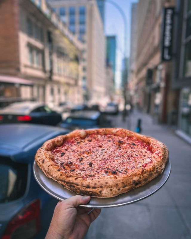 Cheese Montréal! 📸 🍕
Vous avez une photo de Brigade, taggez-nous @brigadepizza ont veut la voir. ❤️

You have a photo of Brigade Tag us we want to see it! 🍕

.

#pizza #italy #food #italianfood #italianfoodbloggers #pizzeria #dailypizza #pizzalovers #verapizza #pizzanapoletana #neapolitanpizza #pizzanapolitaine #pizzanapoli #loveitaly #realpizza #italianpizza #pizzaforever #pizzagram #discover #montreal #igersmontreal #igersmtl #montrealfood #montrealfoodie #mtlfood #mtlpizza #woodfirepizza