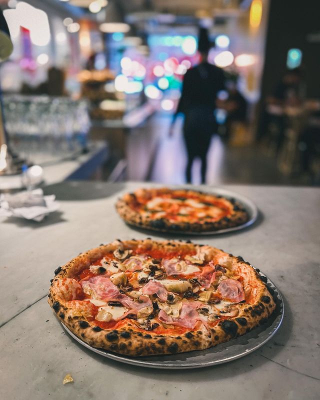 Capricciosa 🍕🔥🪵

.
.
.

#pizza #italy #food #italianfood #italianfoodbloggers #pizzeria #dailypizza #pizzalovers #verapizza #pizzanapoletana #neapolitanpizza #pizzanapolitaine #pizzanapoli #loveitaly #realpizza #italianpizza #pizzaforever #pizzagram #discover #montreal #igersmontreal #igersmtl #montrealfood #montrealfoodie #mtlfood #mtlpizza #woodfirepizza