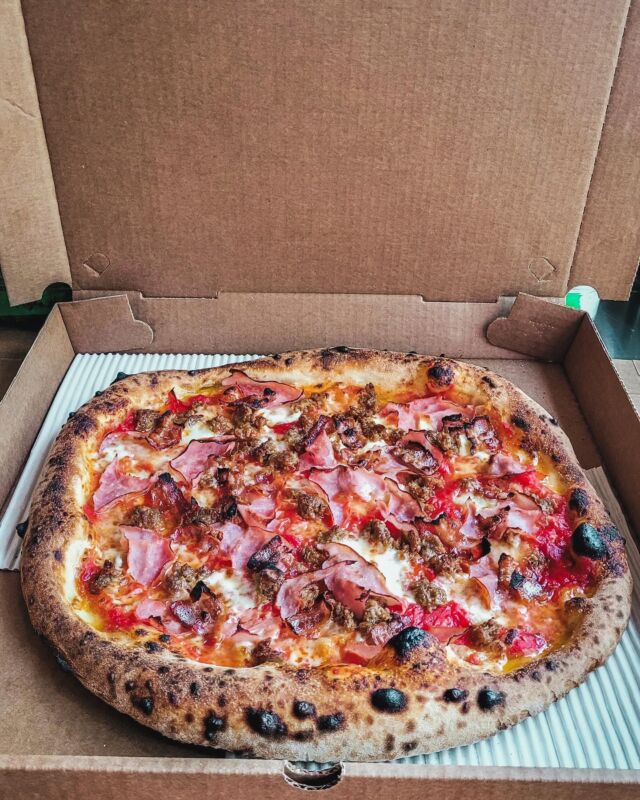 Pas le goût de cuisiner. Commandez en ligne sur brigadepizza.com 🚗

Don’t feel like cooking. 🚗 Order online on brigade pizza.com

#pizza #montreal #boucherville #pizzeria #livraison #delivery