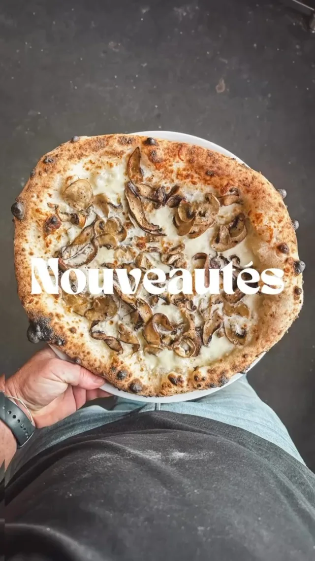 De nouvelles pizzas. Disponible aux succursales de Montréal et de Boucherville.🤟

New pizzas in the line up. Available at both Montreal and Boucherville locations. 🤟