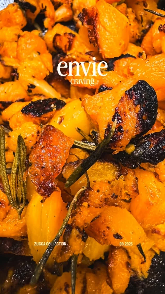 UNE ENVIE. TROIS FAÇONS D’Y CÉDER.

POLLO ZUCCA.
SALSICCIA E ZUCCA.
PANUOZZO ZUCCA.

La collection Zucca est disponible maintenant, pour un temps limité.

Bol Pollo Zucca — Montréal seulement
Pizza et panuozzo — Montréal et Boucherville

—

ONE CRAVING. THREE WAYS TO SATISFY IT.

POLLO ZUCCA.
SALSICCIA E ZUCCA.
PANUOZZO ZUCCA.

The Zucca collection is available now for a limited time.

Pollo Zucca bowl — Montréal only
Pizza and panuozzo — Montréal and Boucherville